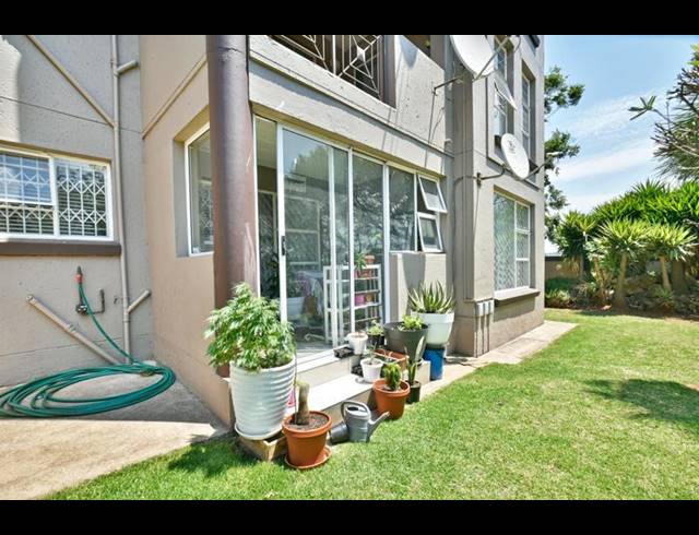 2 BEDROOM APARTMENT FOR SALE IN BASSONIA